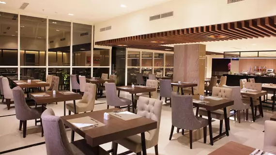 Premier Inn Yogyakarta Adisucipto | Yogyakarta Özel Bölgesi - Yogyakarta (ve civarı) - Depok