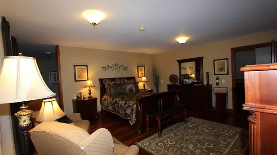 Stone Edge Estate Bed & Breakfast | Ontario - Halton Hills - Georgetown