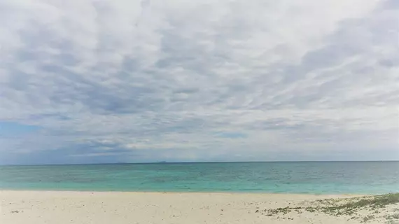 Minshuku Seaside House Dugong | Okinava (idari bölge) - Shimajiri Bölgesi - Kume Island