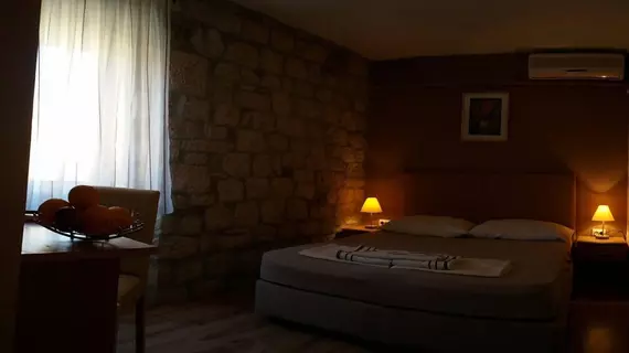 Carol Rooms | Split-Dalmaçya - Trogir