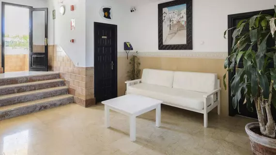 Apartamentos San Antonio Beach | Balearic Adaları - İbiza Adası - Sant Antoni de Portmany - Cala de Bou