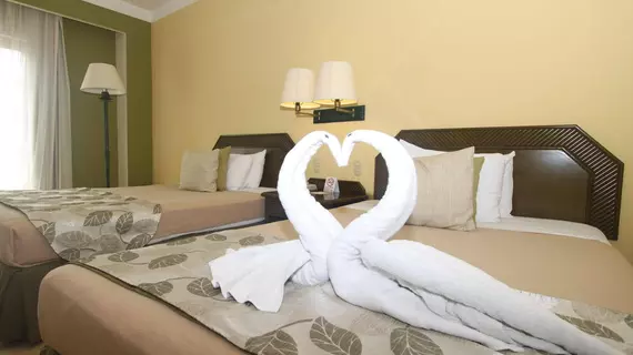 Hotel Los Itzaes | Quintana Roo - Solidaridad - Playa del Carmen - Centro