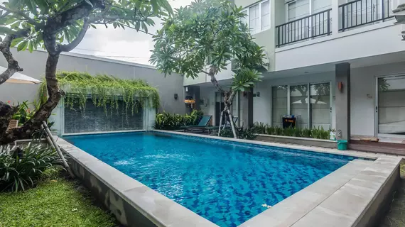 ZEN Rooms Seminyak Mertanadi | Bali - Badung - Günbatımı Yolu