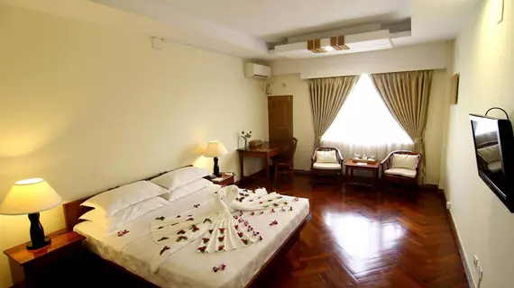 Shwe Htee Hotel | Mandalay Bölgesi - Mandalay