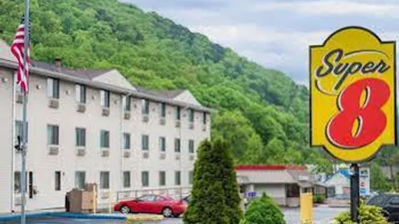 Super 8 La Vale/Cumberland | Maryland - Cumberland (ve civarı) - LaVale