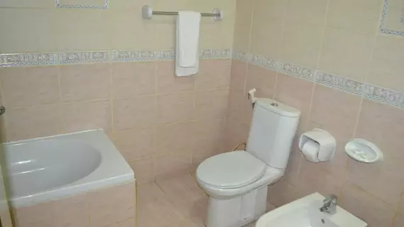 Al Ferdous Hotel Apartment | Şarika - Sharjah