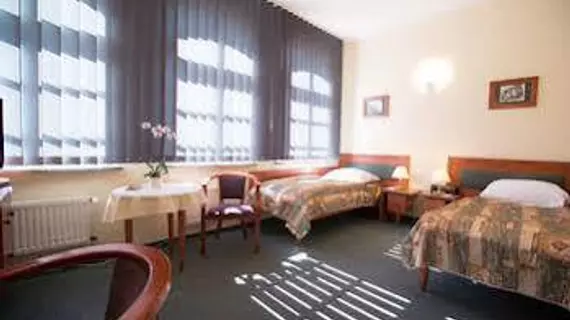 Hotel Rycerski | Batı Pomeranya Voyvodalığı - Szczecin - Srodmiescie