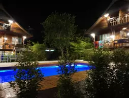 Boutique Village Hostel | Krabi İli - Krabi