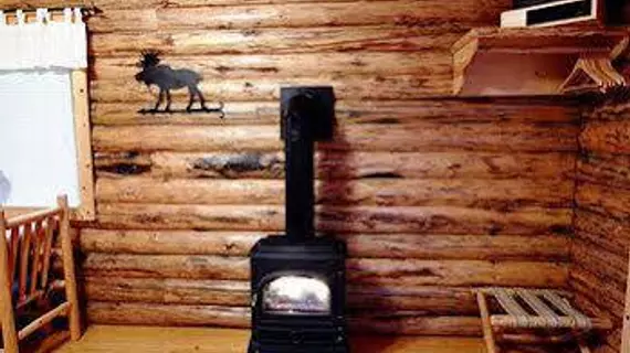 Silverwolf Log Chalet Resort | Montana - Whitefish (ve civarı) - Coram