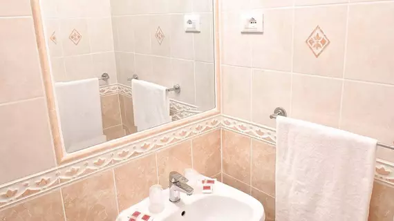 Hotel Bed In Roma | Lazio - Roma (ve civarı) - Roma Kent Merkezi - Rione XVIII Castro Pretorio