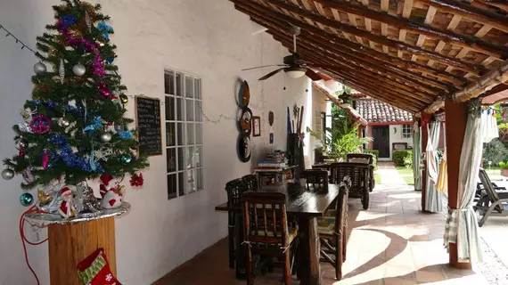 Villa Botero By Casa Mojito Bed and Breakfast | Cocle - Rio Hato - Santa Clara