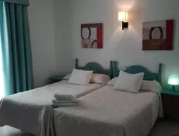 Hostal Restaurant Macavi | Andalucia - Cadiz (vilayet) - Rota