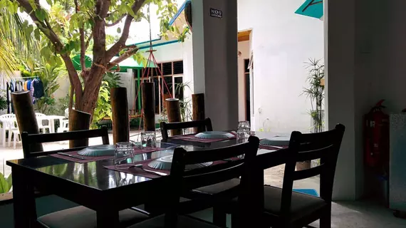 Dream Inn Sun Beach | Maldivler - Kaafu Atoll - Thulusdhoo Adası