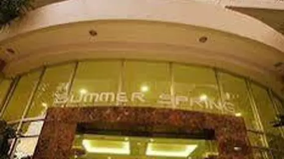 Summer Spring Hotel | Chonburi (vilayet) - Pattaya (ve civarı) - Pattaya - Pattaya Körfezi