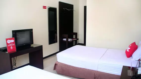 ZEN Rooms Gubeng Kertajaya | Doğu Cava - Surabaya - Gubeng