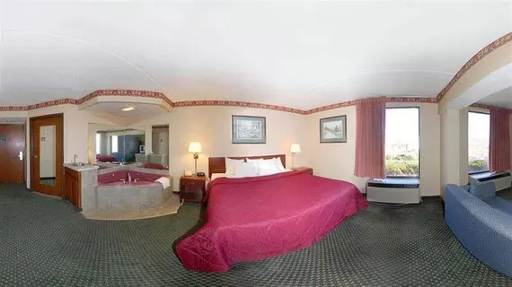 Econo Lodge Akron | Ohio - Summit İlçesi - Akron (ve civarı) - Akron