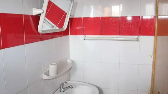 Banilux Guest House | Lagos (ve civarı) - Lagos - Igbobi - Yaba