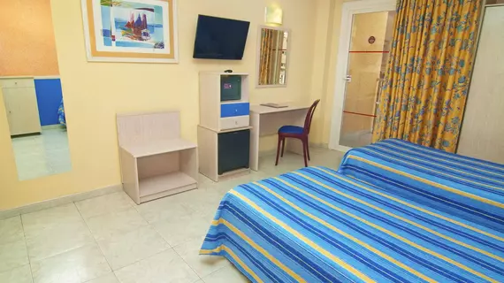 Hotel Servigroup Rialto | Valencia Bölgesi - Alicante (vilayet) - Marina Baja - Benidorm