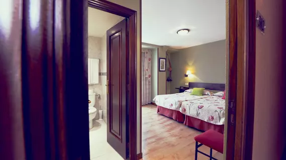 Hostal Concejo | Kastilya ve Leon - Salamanca (vilayet) - Campo de Salamanca - Salamanca - Centro