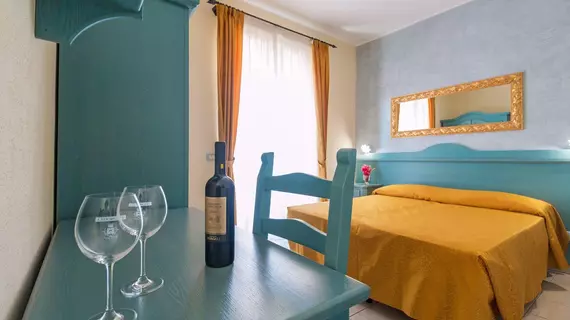 Hotel San Francisco | Sardinya - Dorgali