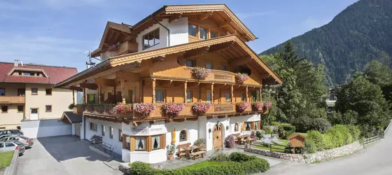 Hotel-Pension Margit | Tirol - Schwaz District - Schwaz (ve civarı) - Finkenberg