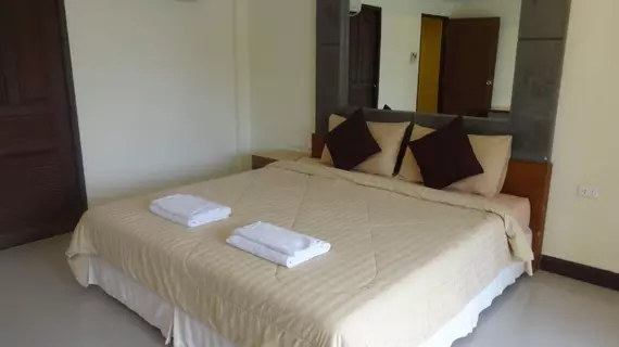 Baanthara Guesthouse | Krabi İli - Krabi