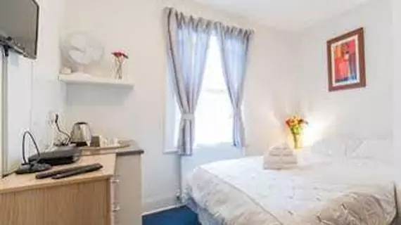 Thurlow Gardens Guest House | Londra (ve civarı) - Brent - Wembley