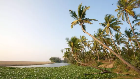 Neeleshwar Hermitage | Kerala - Kasaragod District - Hosdurg