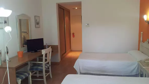 Hotel Oromana | Andalucia - Seville İli - Alcala de Guadaira