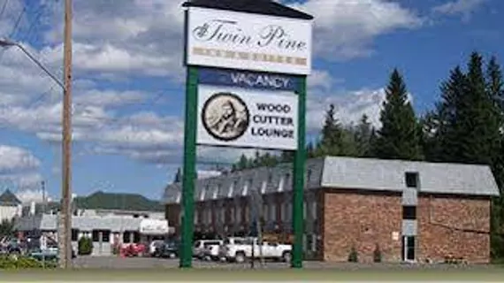 Twin Pine Inn & Suites | Alberta - Hinton