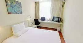 Hanting Express Hotel Shanghai Minsheng Road | Şanghay (ve civarı) - Şangay