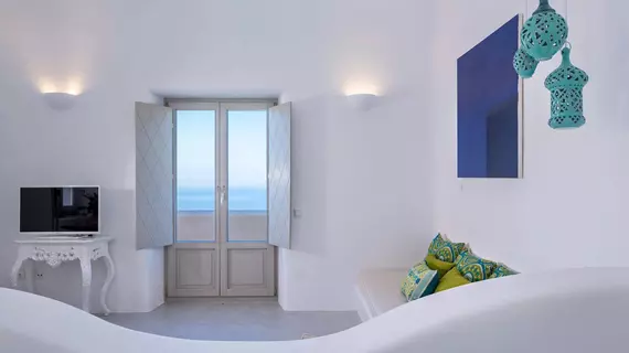 Skyfall Suites | Ege Adaları - Santorini