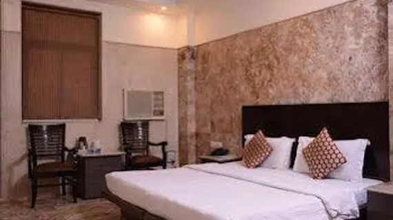 Hotel Maan K | Batı Delhi - Ulusal Eyalet Başkenti Delhi - Delhi (ve civarı) - Yeni Delhi - Karol Bagh