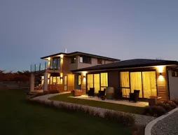 Copper Beech Wanaka Luxury B and B | Otago - Wanaka