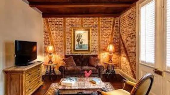 Audubon Cottages | Louisiana - New Orleans (ve civarı) - New Orleans - French Quarter (Fransız Mahallesi)