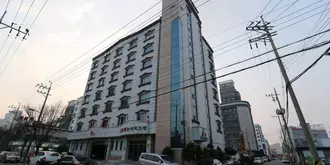 Hotel New Evergreen