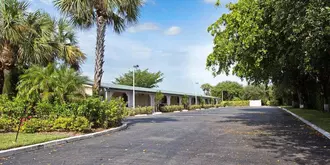 Tequesta Palms Inn