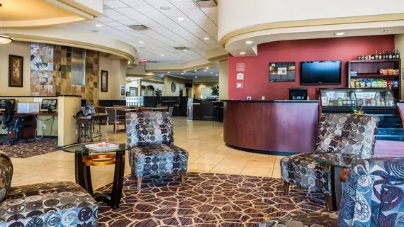 Clarion Hotel & Conference Center | Kolorado - Colorado Springs (ve civarı) - Colorado Springs