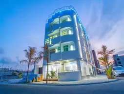 Airport Beach Hotel | Maldivler - Kaafu Atoll - Hulhumalé Adası