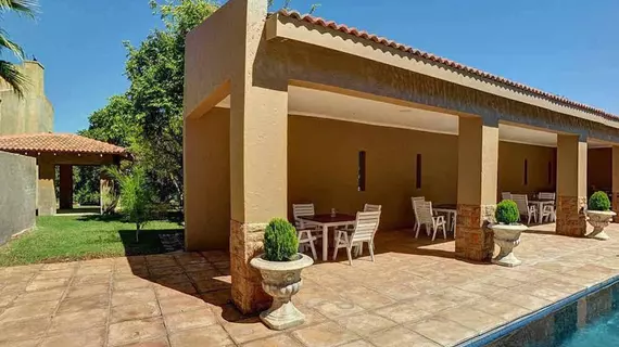 Château La Mer Exclusive Guesthouse | Kuzeybatı (il) - Madibeng - Hartbeespoort