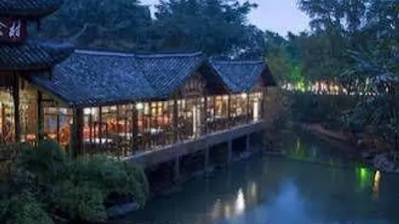 Emeishan Grand Hotel - Emeishan | Sişuan - Leshan - Emeishan