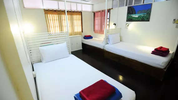 Phi Phi October House | Krabi İli - Ko Phi Phi