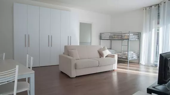 Red Line Apartments | Lombardy - Milano (ve civarı) - Milano