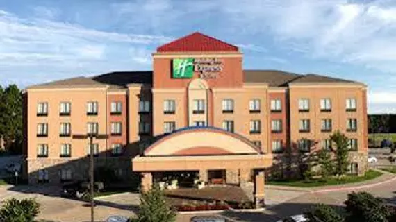 Holiday Inn Express and Suites Springfield Medical District | Missouri - Springfield (ve civarı) - Springfield