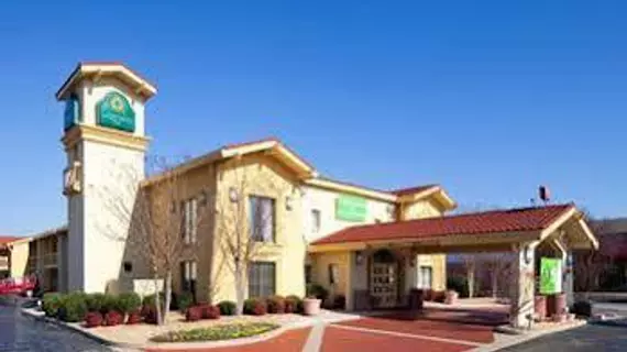 La Quinta Inn Huntsville Research Park | Alabama - Huntsville (ve civarı) - Huntsville