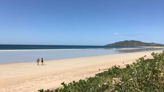 Hotel Cantarana | Guanacaste - Playa Grande