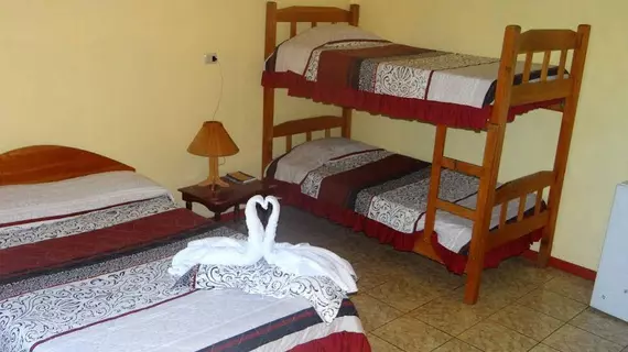 Cabinas El Pueblo Bed & breakfast | Puntarenas (ili) - Monteverde