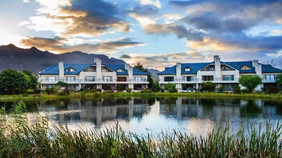 PEARL GOLF LODGES | Western Cape (il) - West Coast DC - Drakenstein - Cape Town (ve civarı) - Paarl