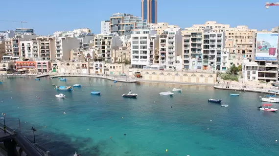 Morina Mansion Seafront Apartment | Malta - St. Julian's