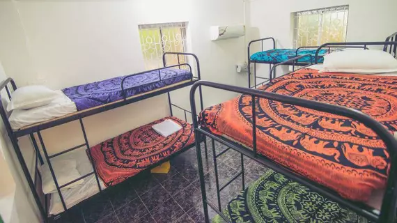 Roadhouse Hostels | Goa - Kuzey Goa - Anjuna